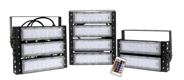 Reflector LED Exterior Modular RGB 120-240V IP66 con memoria de configuración *Incluye Control Remoto Negro 200W RGB TRIANA200WRGB