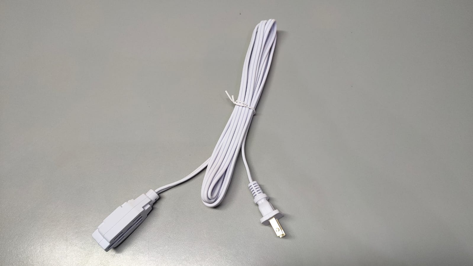 Extensión 3 Metros Blanca Calibre 16 Uso Doméstico TRANSHINE