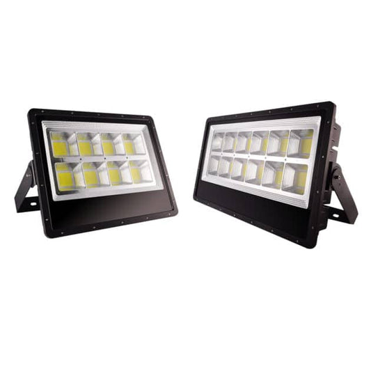 Reflector LED Exterior 120-277V 44000lm 57K IP66 Negro 400W SLED820400W